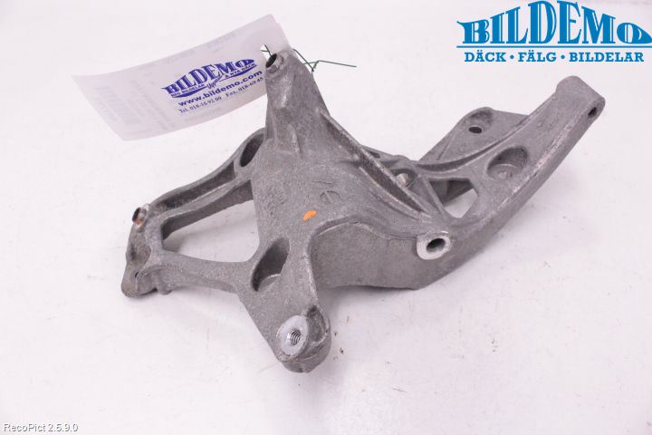 BMW 1 F20/F21 11-19 Ac Kompressor-Fäste