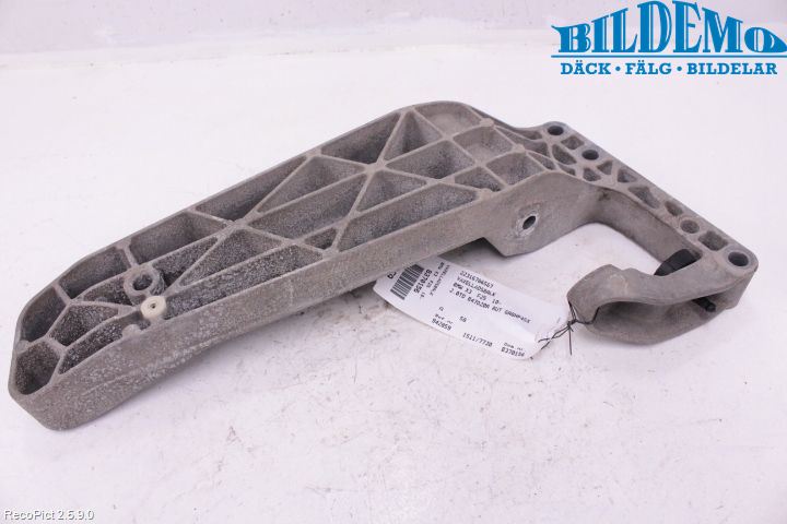 BMW X3 F25 10-17 Växellådsbalk