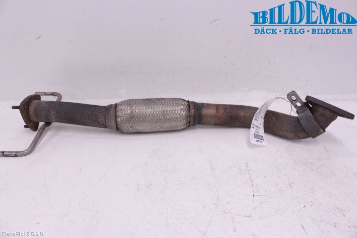 Saab 9-5     06-10 Avgas Främre Rör