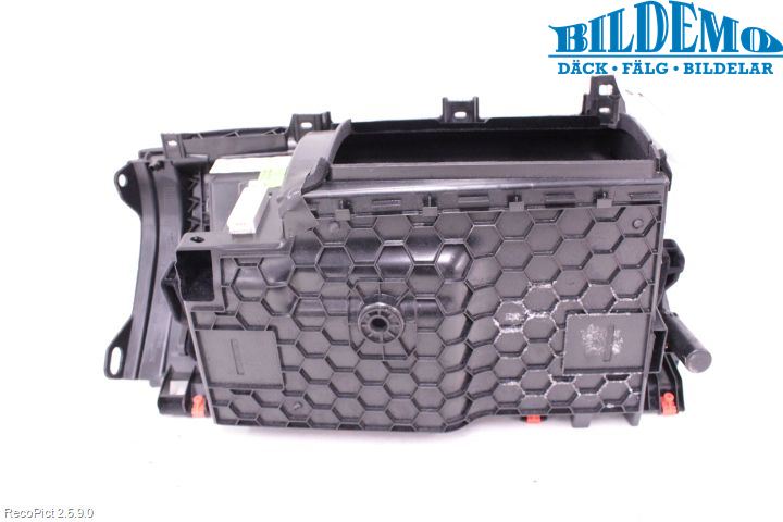 BMW X6 F16 14-19 Handskfack