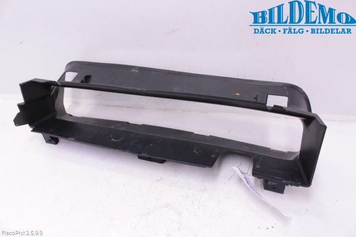 Volvo V50 04-07 Deflektor Plåt-Plast Kylning