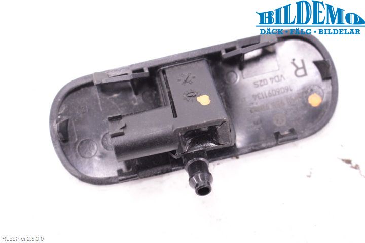 Volkswagen VW CADDY 16-20 Spolarmunstycke Rutor