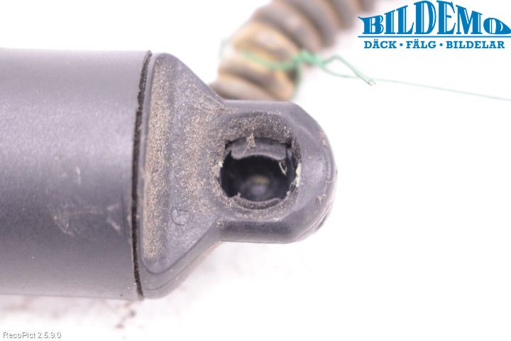 BMW 2 F46 GRAN TOURER 15-22 Gasfjäder Baklucka