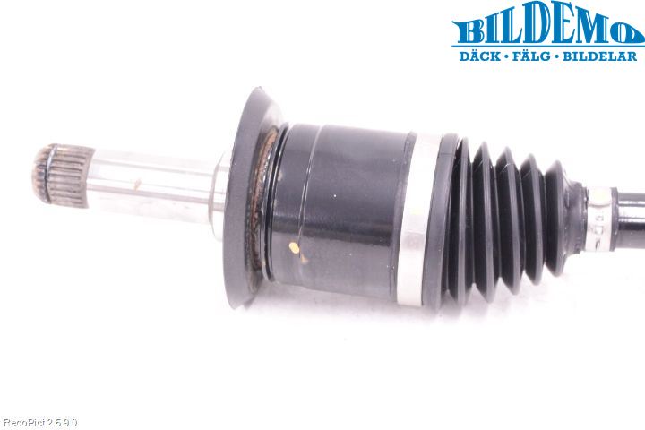 BMW X1 F48 15-22 Drivaxel Bak Vänster