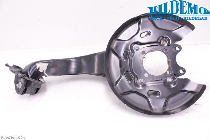 BMW X1 F48 15-22 Bärarm Bak Höger