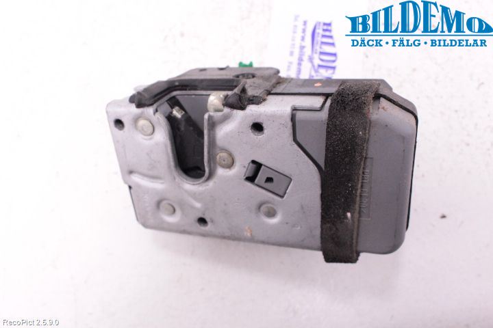 Saab 9-5     06-10 Låskista-Dörrlås
