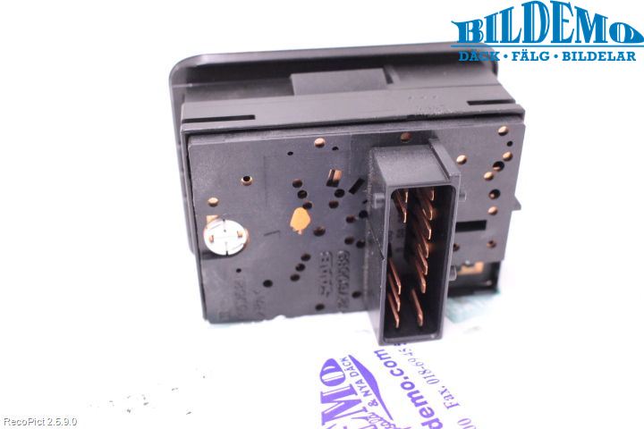 Saab 9-5     06-10 Strömställare Ljus