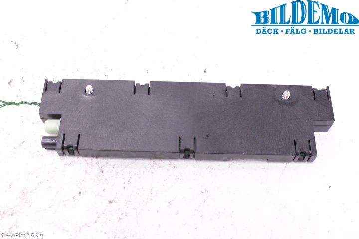 BMW 5 F10/F11/F18 09-17 Antennförstärkare