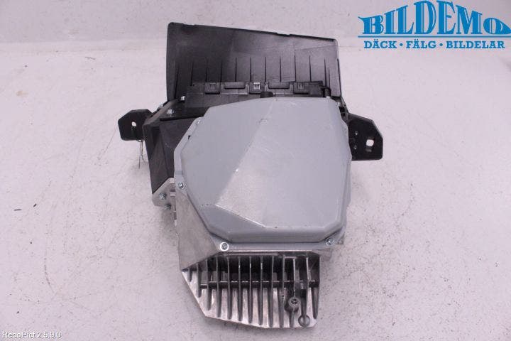 BMW 5 F10/F11/F18 09-17 Bildskärm