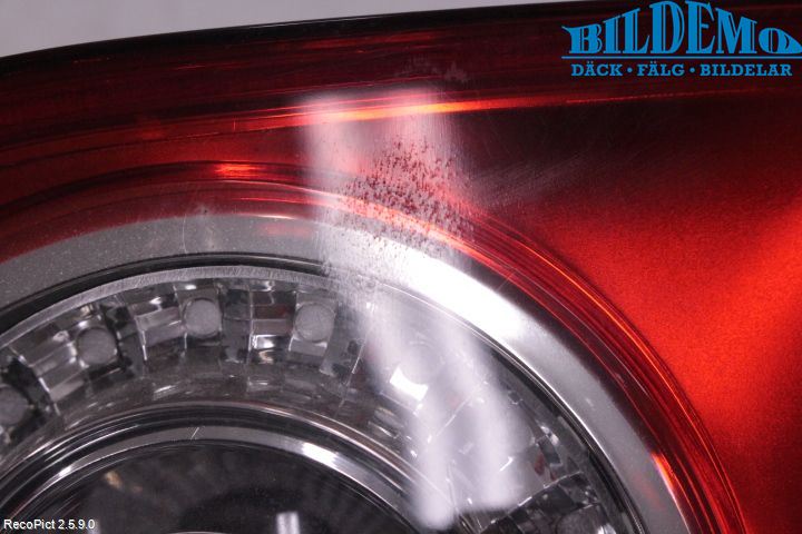Volkswagen VW PASSAT 05-11 Bakljus Lucka Hö