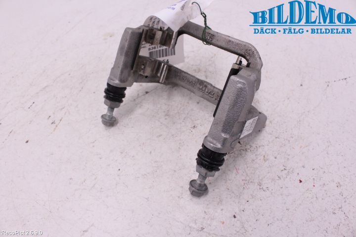 Opel ASTRA K 16-22 Bromsokshållare