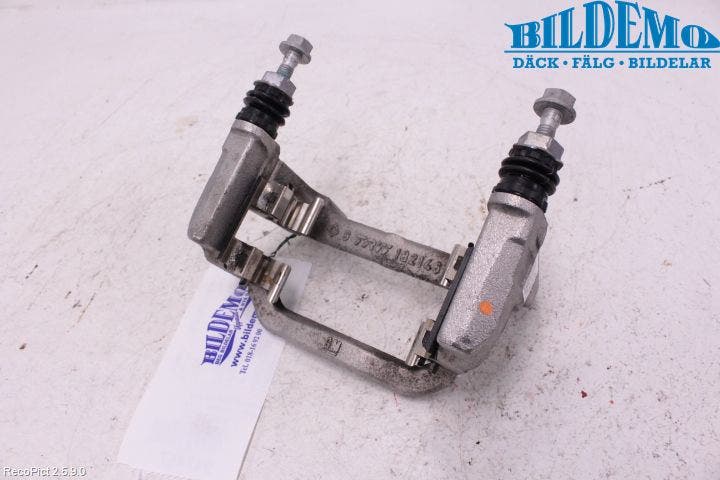 Opel ASTRA K 16-22 Bromsokshållare