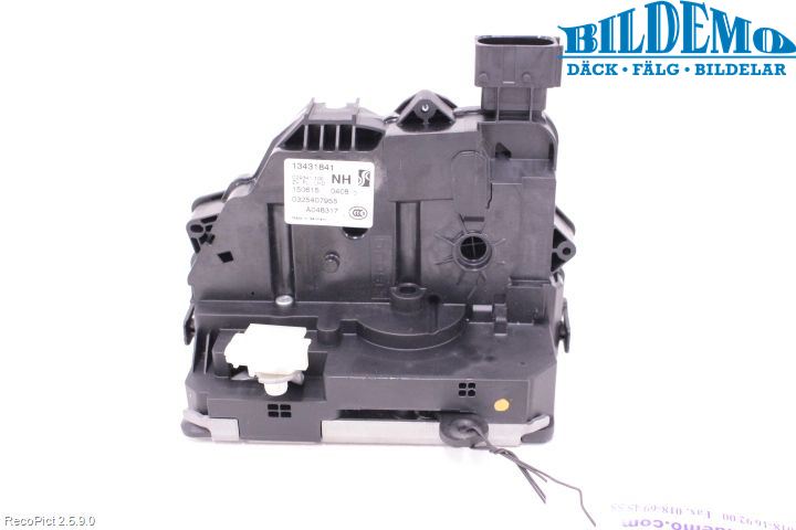 Opel CORSA E 15-19 Låskista-Dörrlås