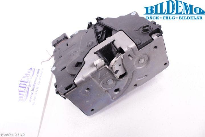 Opel CORSA E 15-19 Låskista-Dörrlås