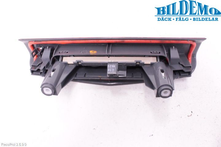 Opel CORSA E 15-19 Bromsljus Bakruta