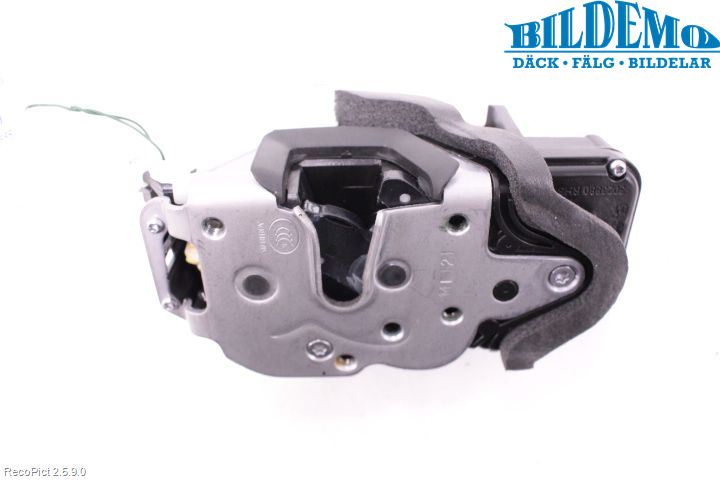 Opel ASTRA J 10-15 Låskista-Dörrlås