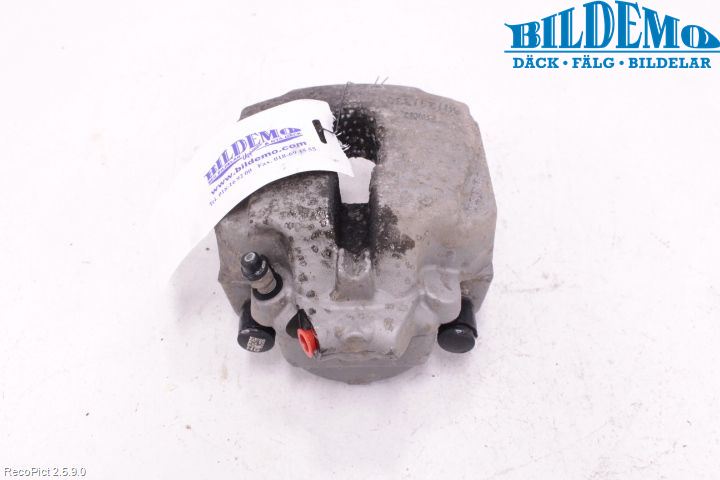 BMW 5 F10/F11/F18 09-17 Bromsok Fram Höger