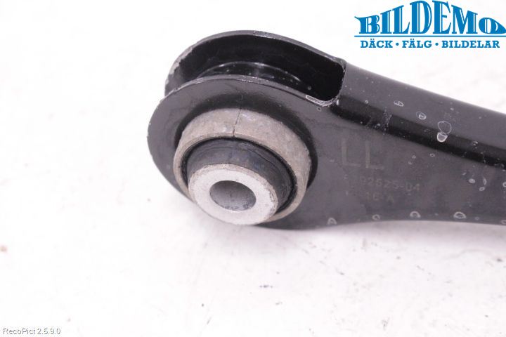 BMW 3 F30/F31/F80 12-19 Bärarm Bak Höger