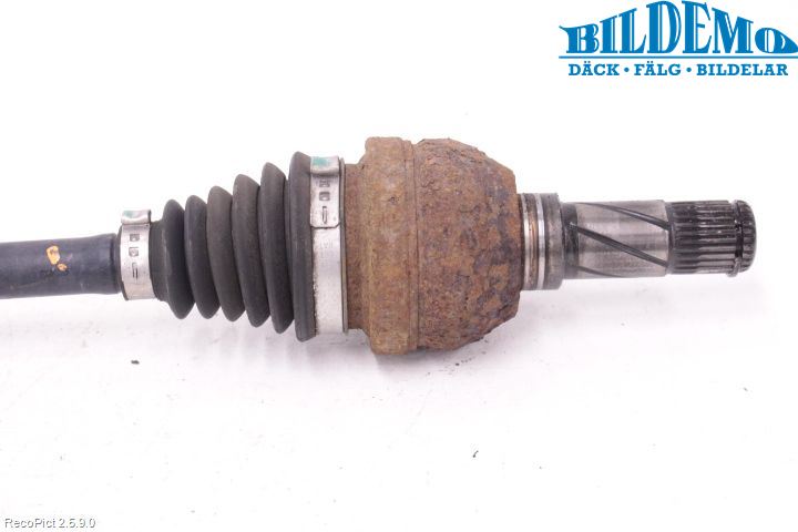 Volvo S60 01-04 Drivaxel Bak Höger