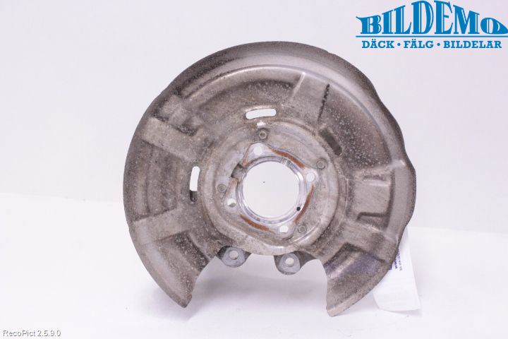 BMW 5 F10/F11/F18 09-17 Hjullagerhus-Spindel Vä B