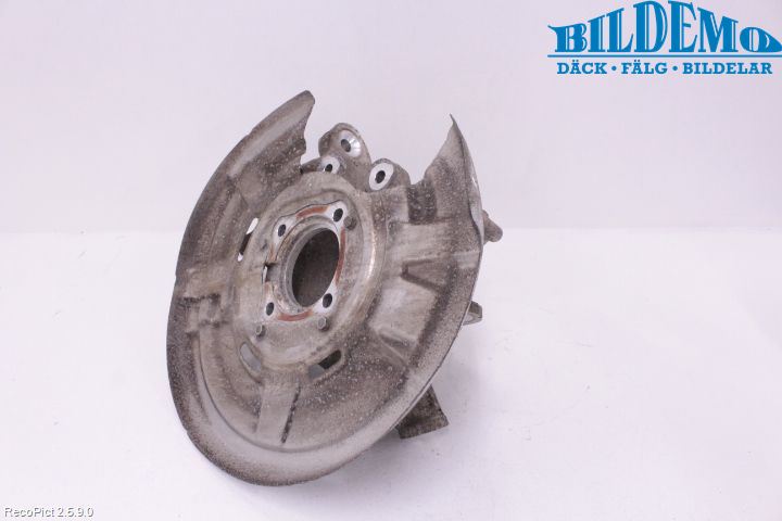 BMW 5 F10/F11/F18 09-17 Hjullagerhus-Spindel Hö B
