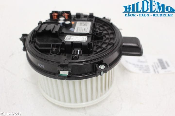Opel ASTRA K 16-22 Värmefläkt