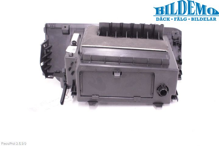 BMW X1 F48 15-22 Handskfack