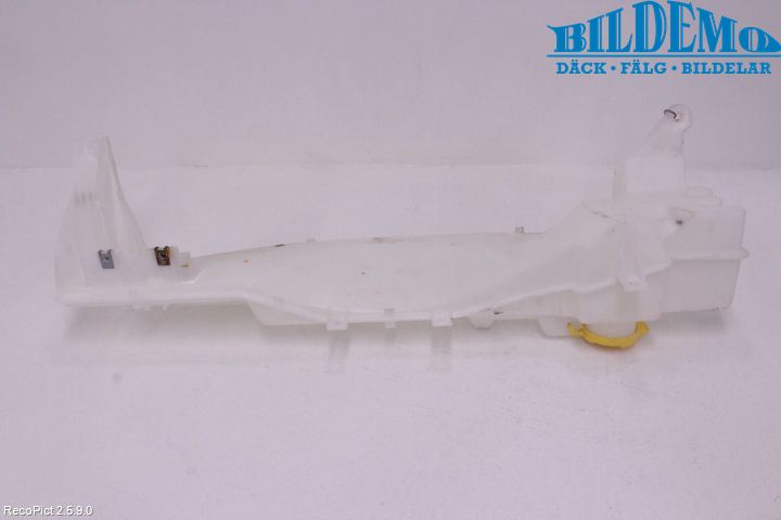 Dodge NITRO Spolartank Vindruta