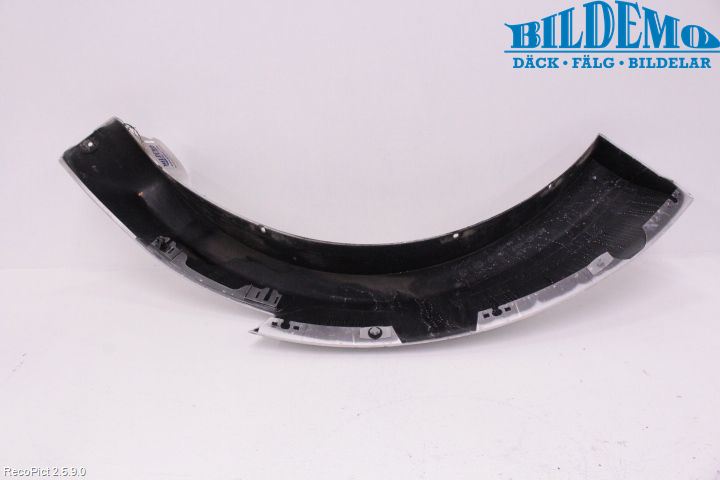 Dodge NITRO Skärmbreddare