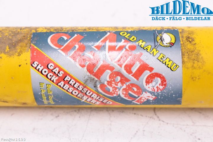 Nissan NAVARA 05-16 Stötdämpare Bak