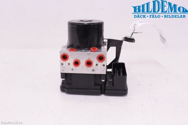 Volvo XC70 14-16 Abs Hydraulaggregat