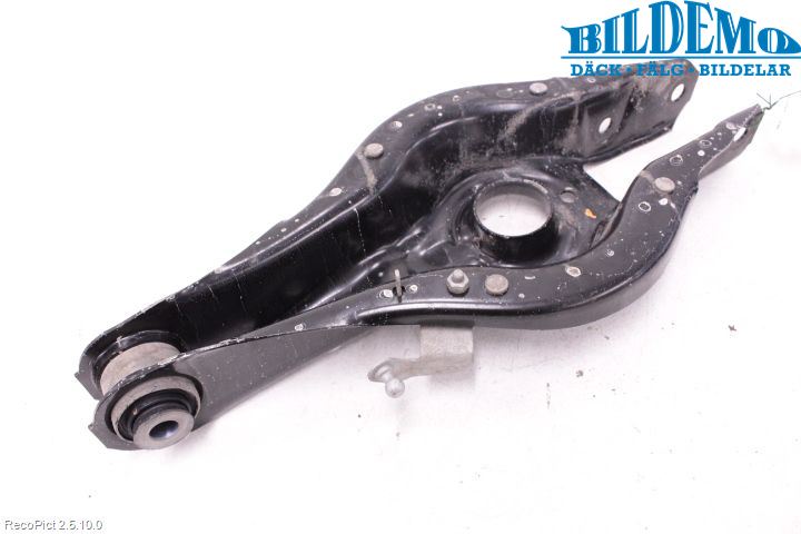 BMW 3 F30/F31/F80 12-19 Bärarm Bak Vänster