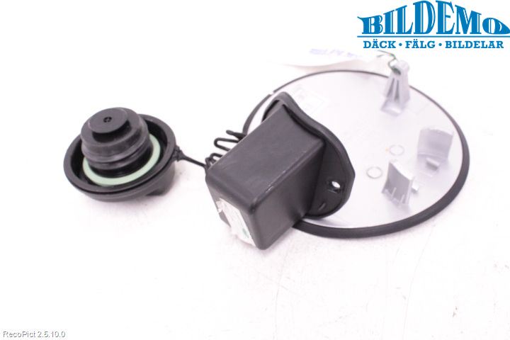 Chevrolet CAPTIVA Tanklucka