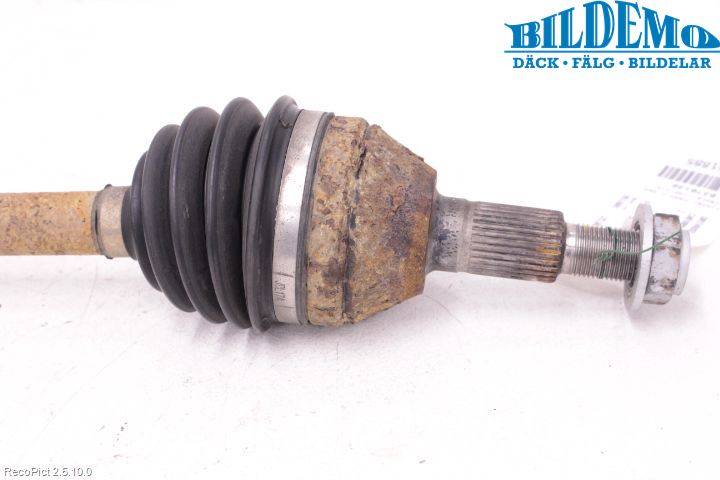 Chevrolet CAPTIVA Drivaxel Fram Höger