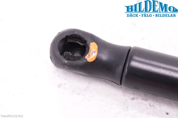 BMW X6 E71/E72   08-14 Gasfjäder Motorhuv