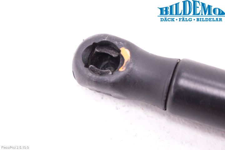 BMW X6 E71/E72   08-14 Gasfjäder Motorhuv