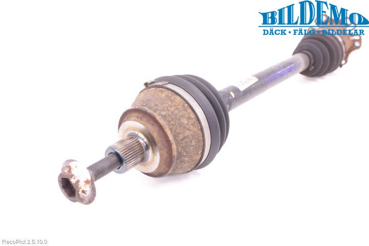 Audi A8/S8 4E  02-09 Drivaxel Fram Vänster