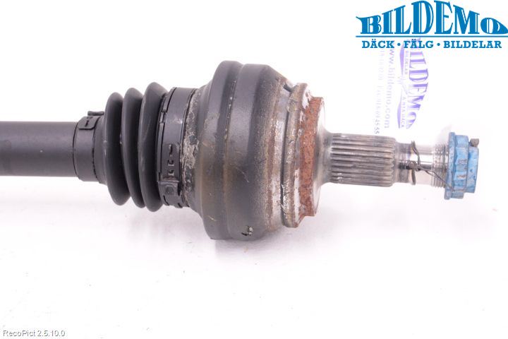 Mercedes-Benz MB E-KLASS (W213) 16-23 Drivaxel Bak Höger