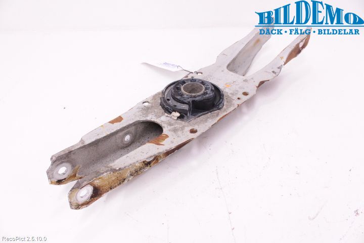 Mercedes-Benz MB A-KLASS (W176) 13-18 Bärarm Bak Vänster