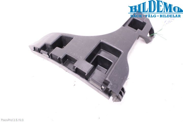 Volvo XC60 09-13 Stötfångarfäste Bak Hö
