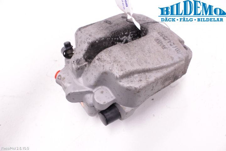 BMW 5 F10/F11/F18 09-17 Bromsok Fram Höger