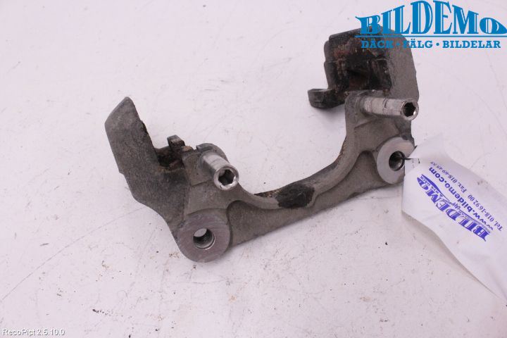 BMW 5 F10/F11/F18 09-17 Bromsokshållare