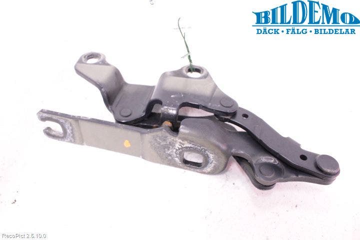 BMW 3 E90/91 SED/TOU 05-12 Huvgångjärn