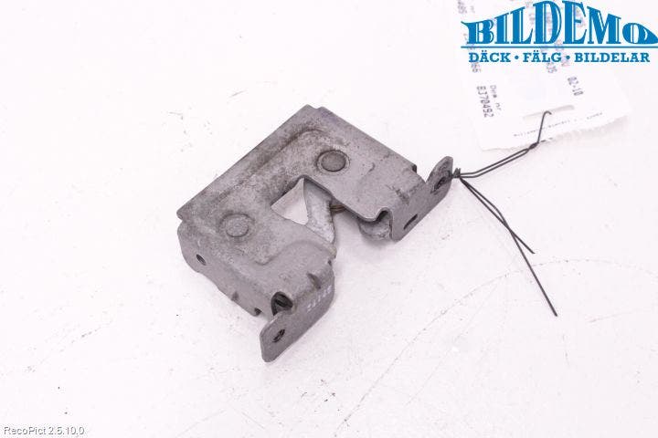 BMW 5 E60/61 Sed/Tou 02-10 Huvlås