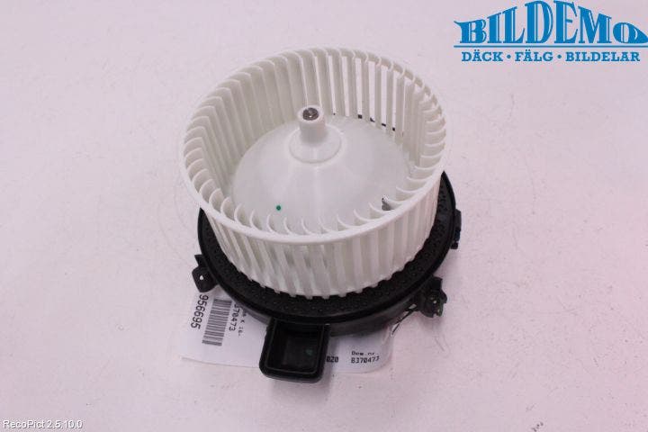Opel ASTRA K 16-22 Värmefläkt