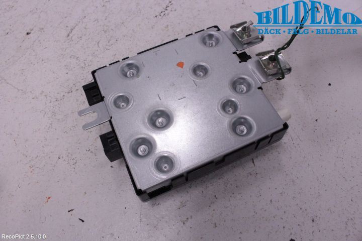 Mercedes-Benz MB C-KLASS (W204) 07-15 Antennförstärkare
