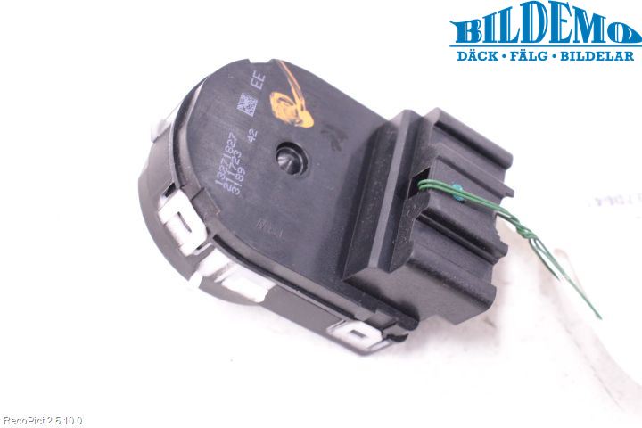 Opel MERIVA B 10-17 Strömställare Spegel