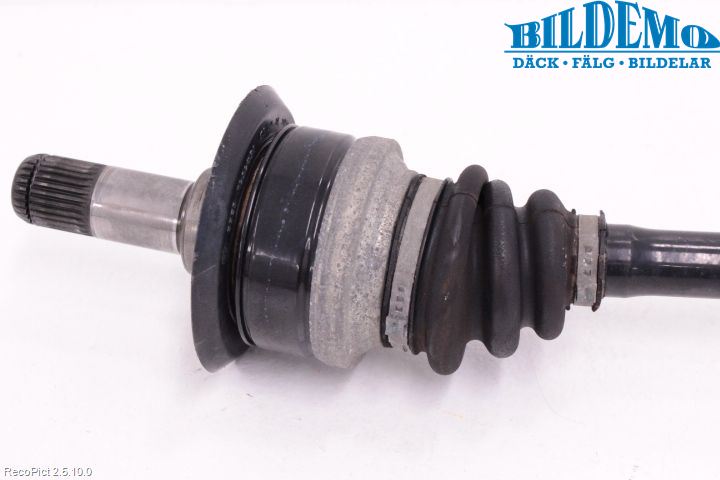 BMW 3 GT F34 13-19 Drivaxel Bak Höger