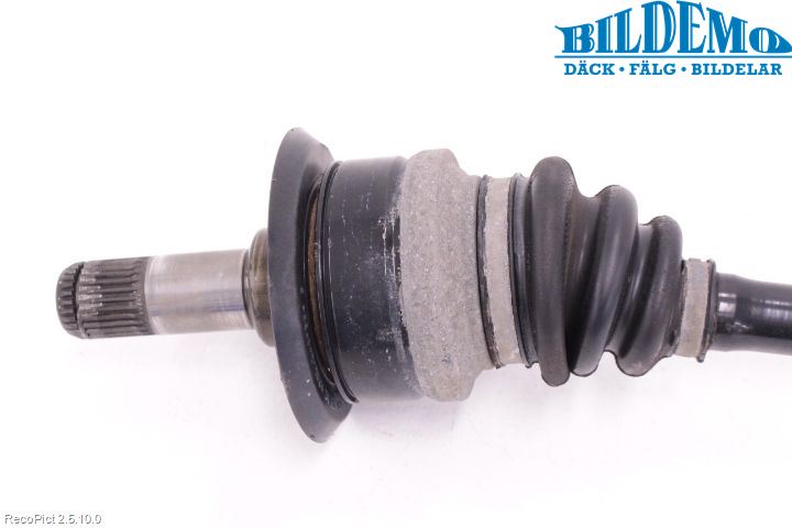 BMW 3 GT F34 13-19 Drivaxel Bak Vänster