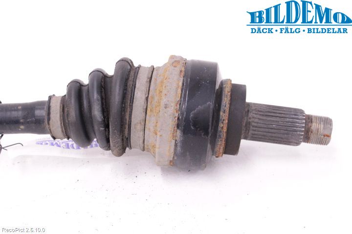 BMW 3 GT F34 13-19 Drivaxel Bak Vänster